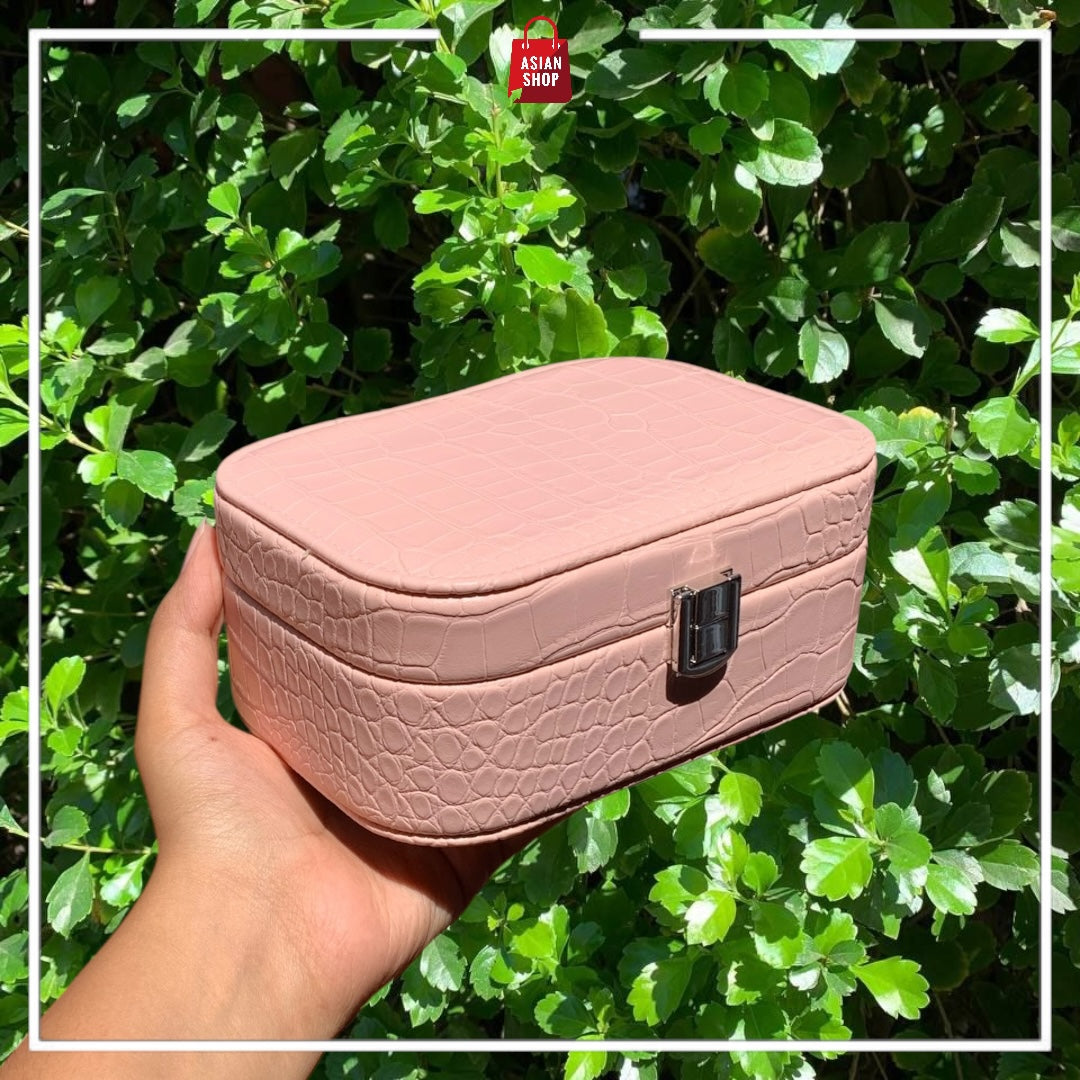 Boite accessoires en cuir