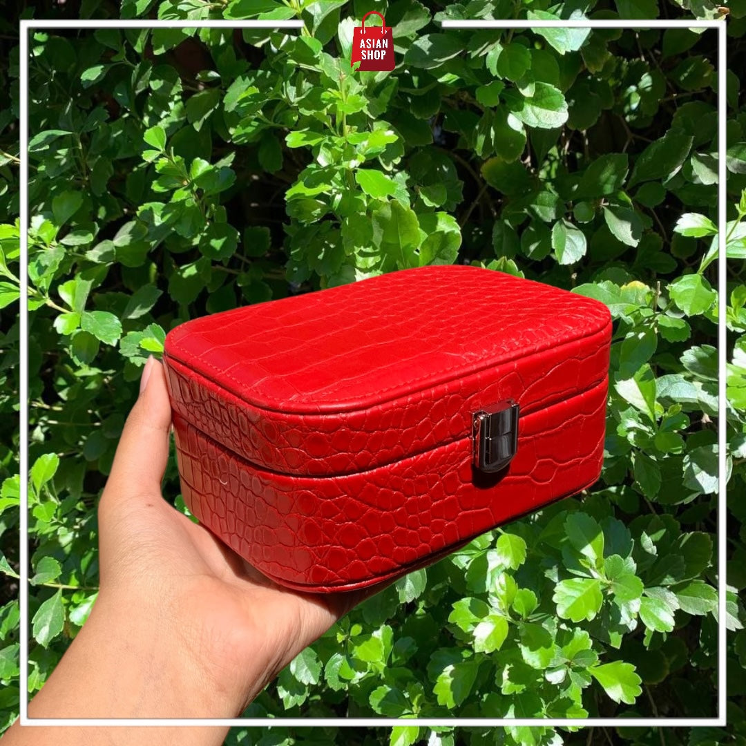 Boite accessoires en cuir