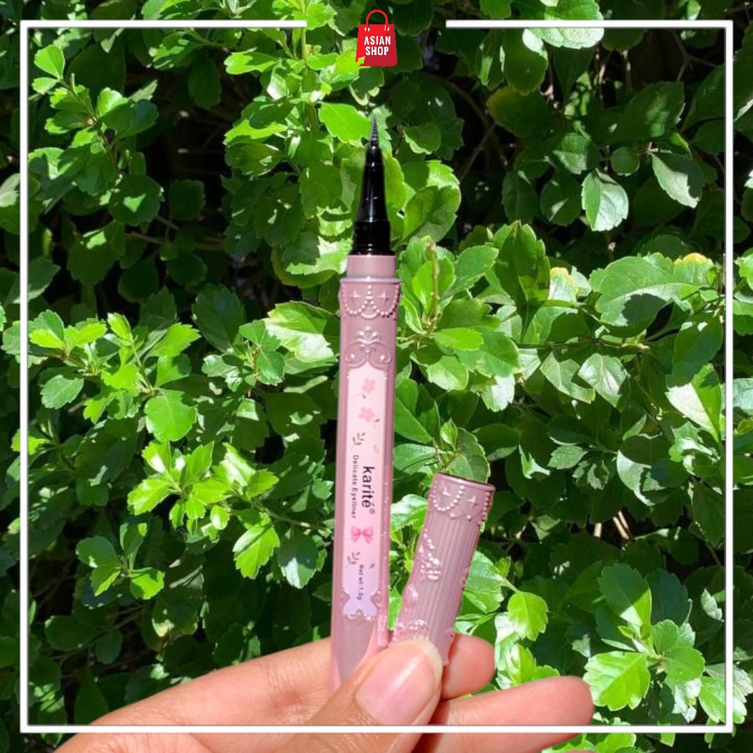 Delicate Eyeliner Noir