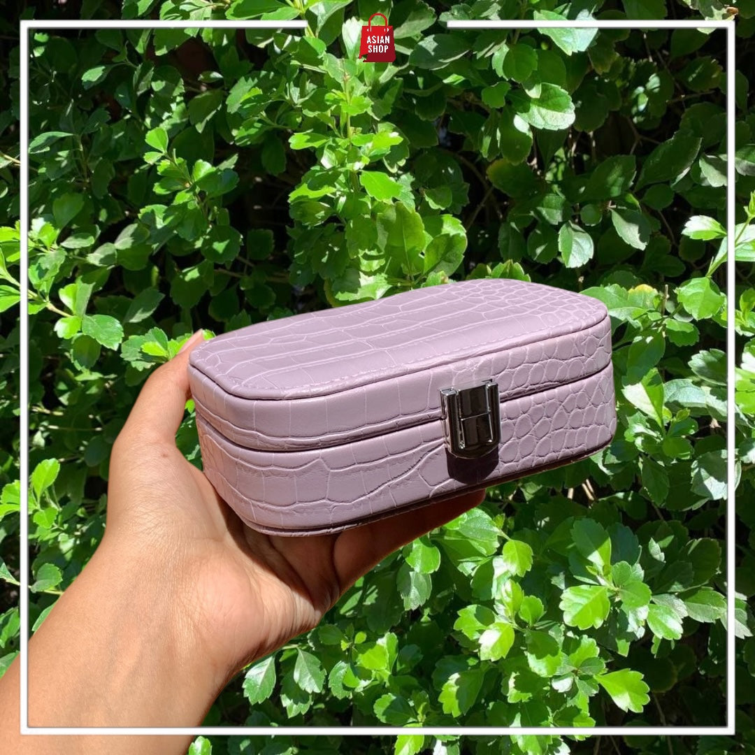 Boite accessoires en cuir